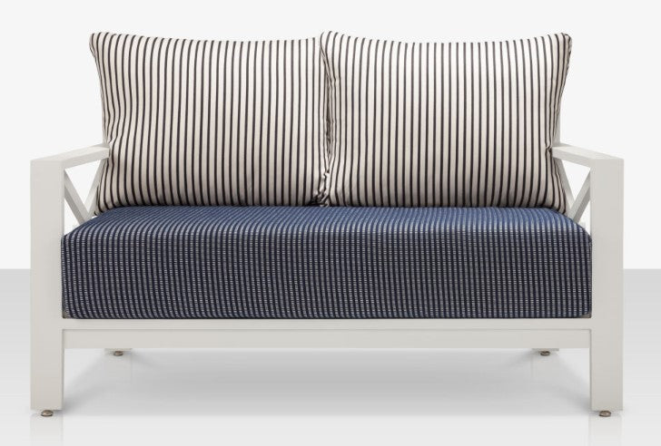 Dynasty Loveseat