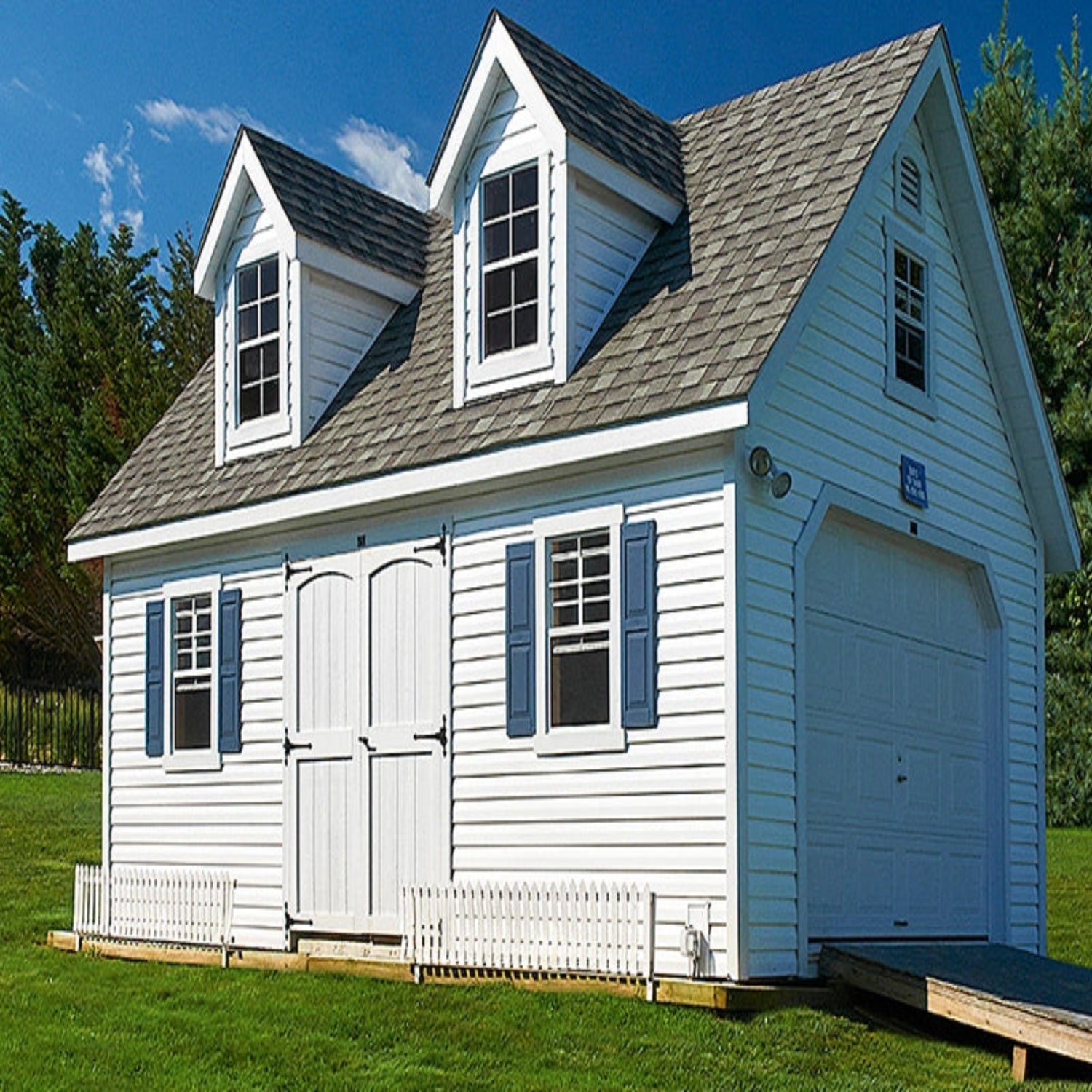 One-Car and Two-Car Garages PLEASE CONTACT FOR PRICING